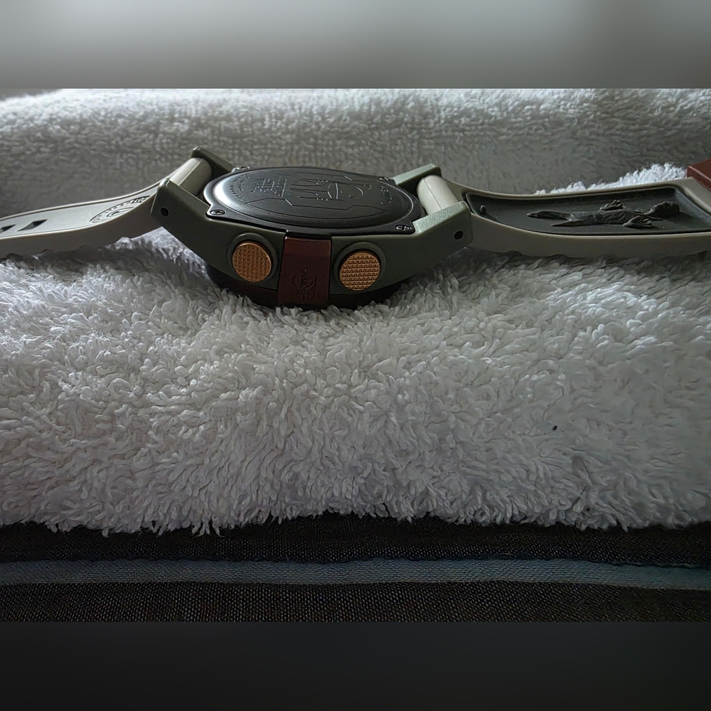 Nixon Boba Fett THE UNIT Watch Red / Gray "As You Wish" **EUC** EXTREMELY RARE - Picture 7 of 8